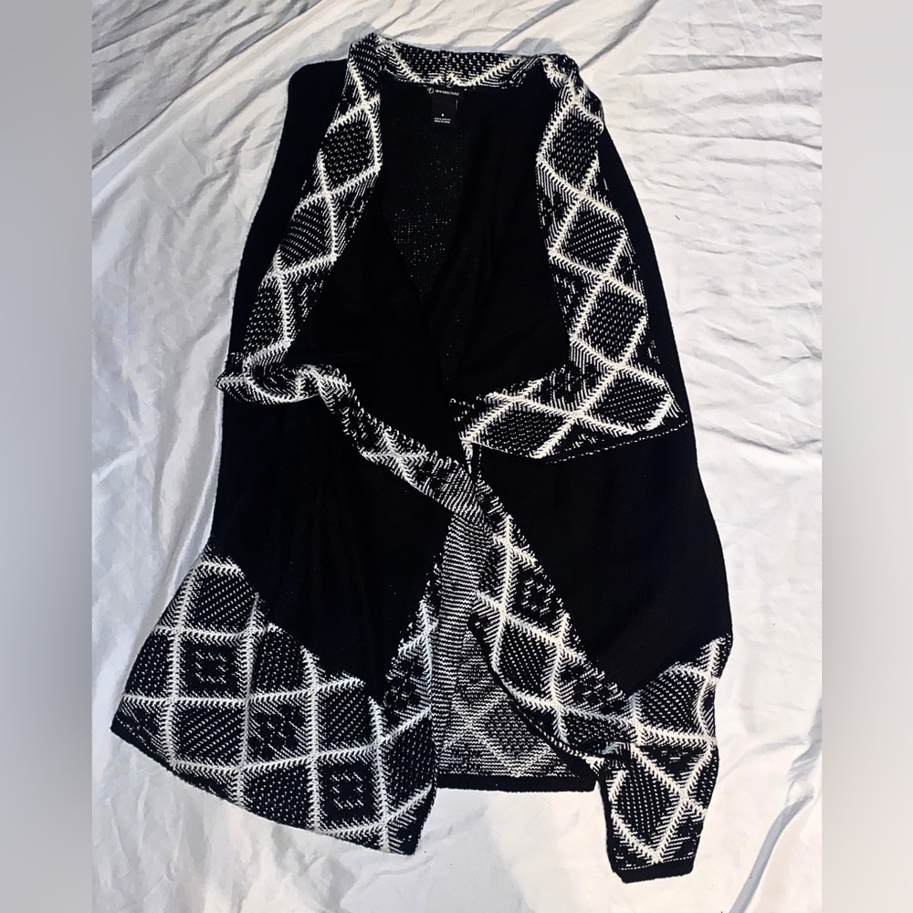 Sleeveless cardigan